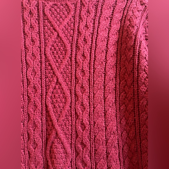 Cable knit wool sweater from Banana Republic. Size L - Picture 3 of 5